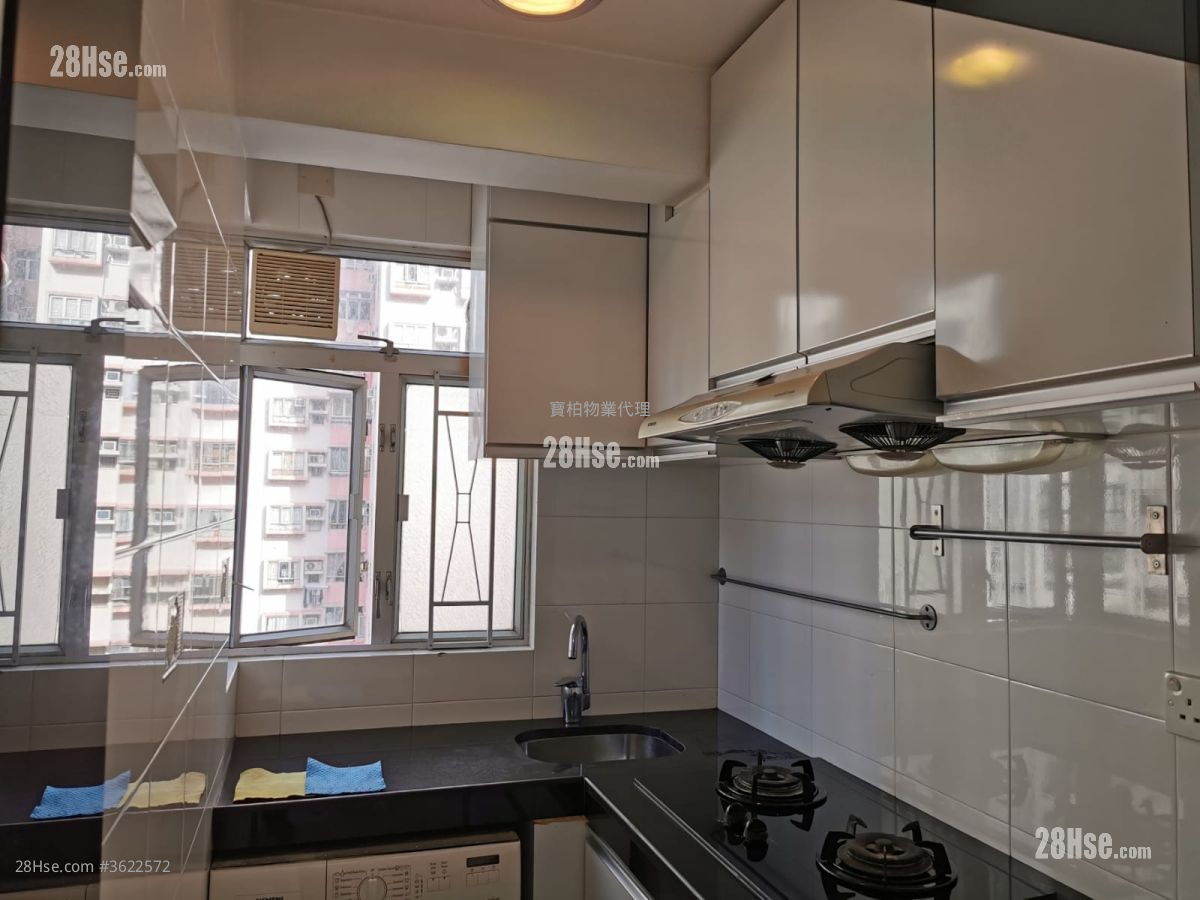 展鸿阁 租盘 1 房 , 1 浴室 323 平方尺 ( 30.0 平方米 ) 展鸿阁 租盘 1 房 , 1 浴室 323 平方尺 ( 30.0 平方米 )