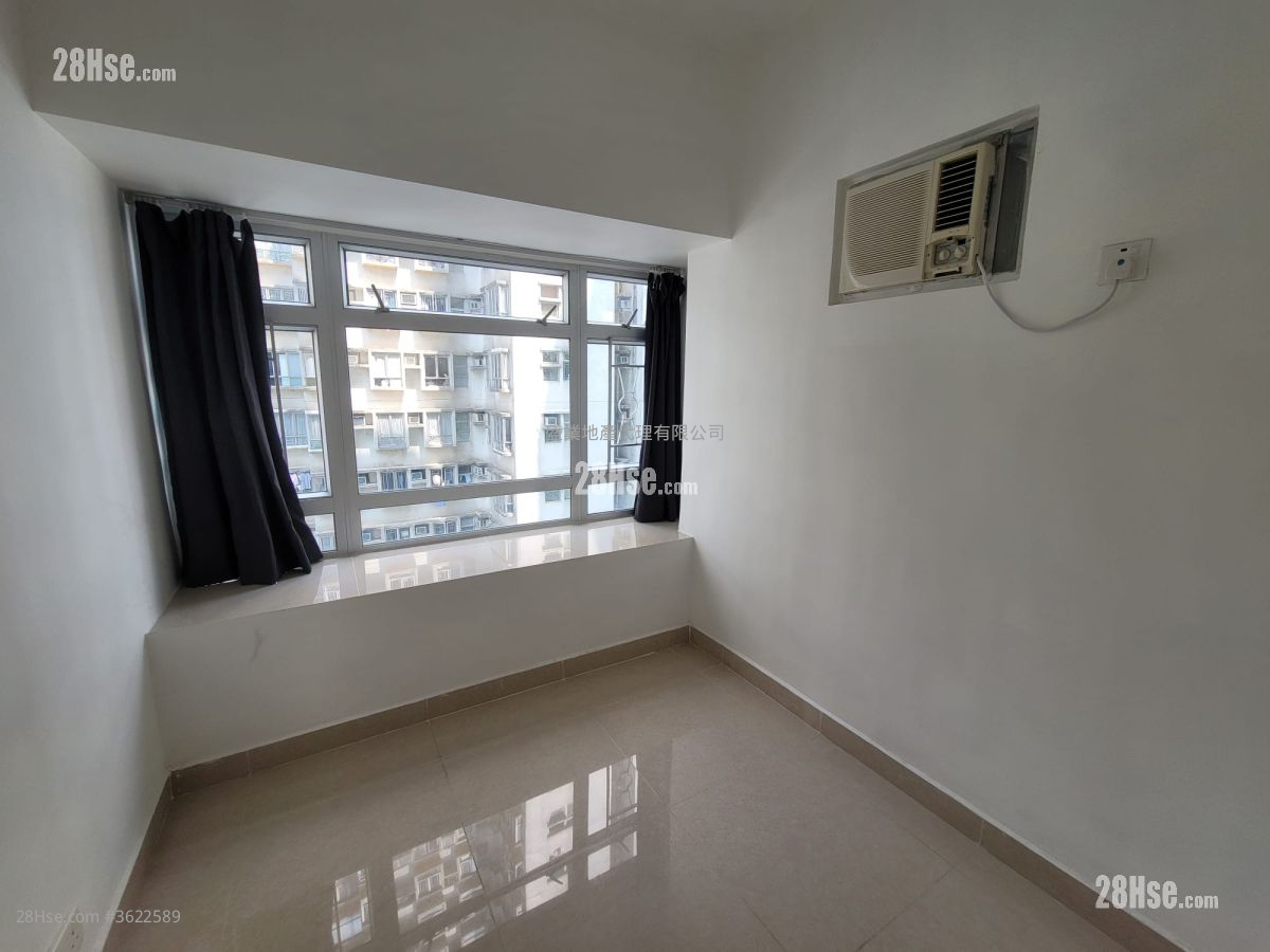 荃景花园 租盘 2 房 362 平方尺 ( 33.6 平方米 ) 荃景花园 租盘 2 房 362 平方尺 ( 33.6 平方米 )