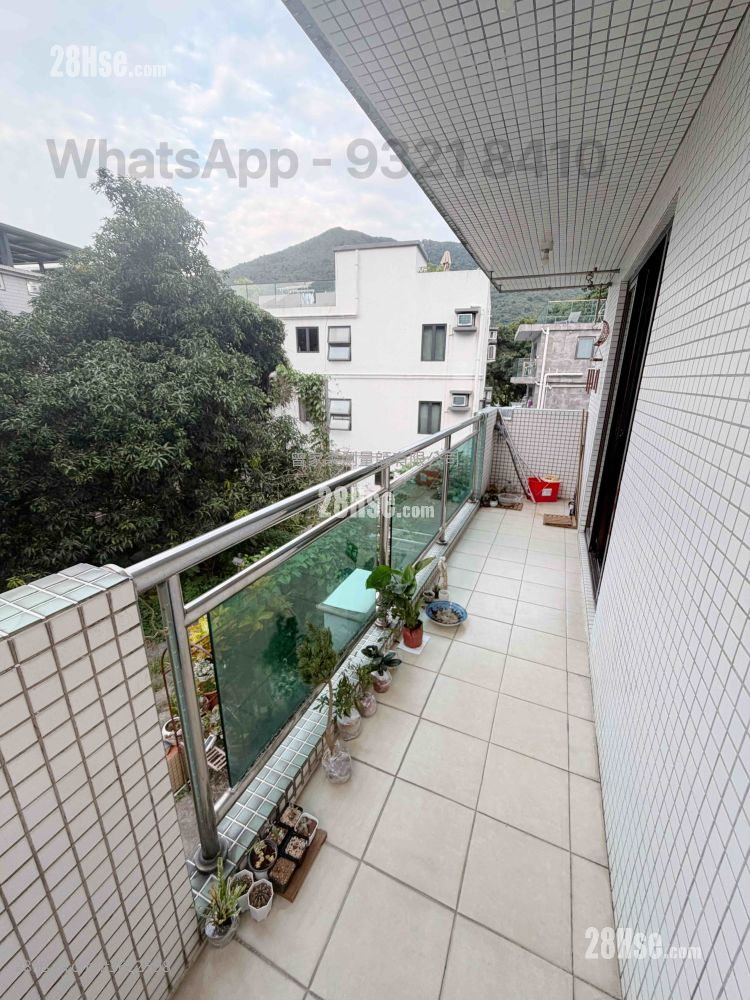 村屋 租盘 3 房 , 1 浴室 700 平方尺 ( 65.0 平方米 ) 村屋 租盘 3 房 , 1 浴室 700 平方尺 ( 65.0 平方米 )