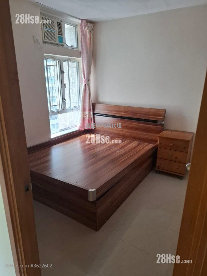 广林苑 售盘 3 房 , 1 浴室 595 平方尺 ( 55.3 平方米 ) 广林苑 售盘 3 房 , 1 浴室 595 平方尺 ( 55.3 平方米 )