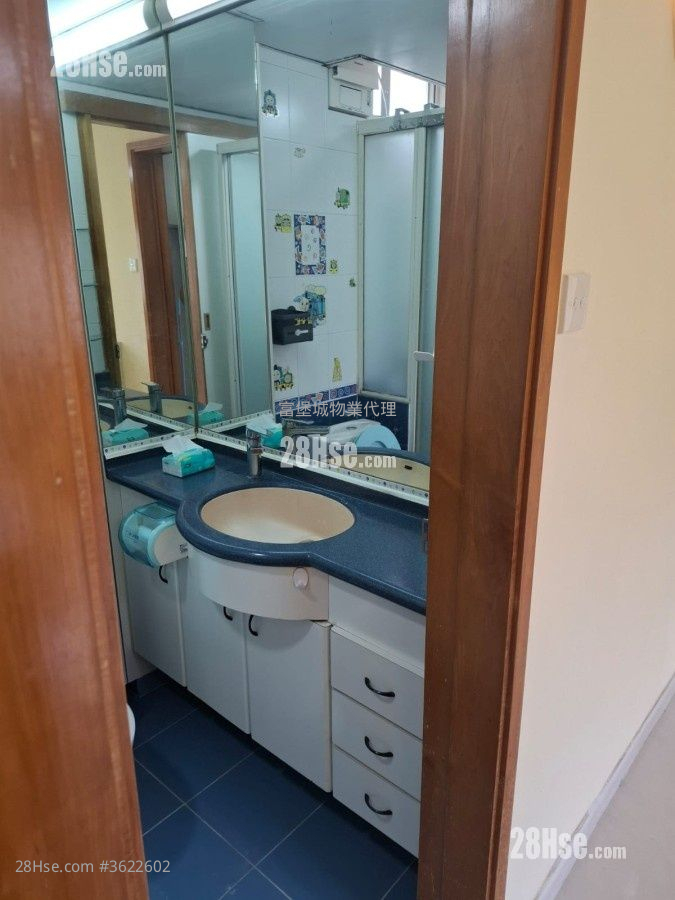 广林苑 售盘 3 房 , 1 浴室 595 平方尺 ( 55.3 平方米 ) 广林苑 售盘 3 房 , 1 浴室 595 平方尺 ( 55.3 平方米 )