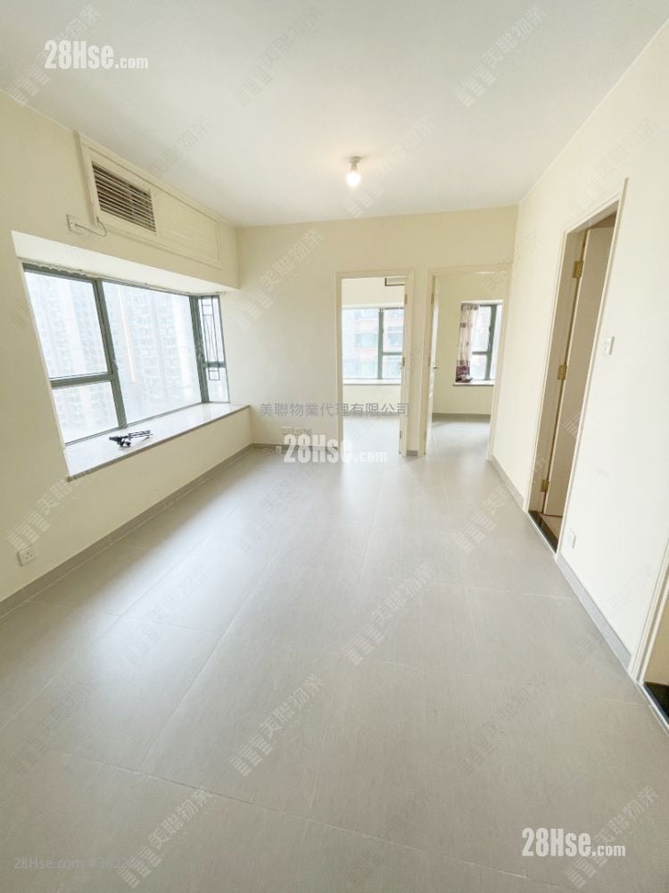 Regentville Sell 2 Bedrooms , 1 Bathroom 419 ft² ( 38.9 m² )