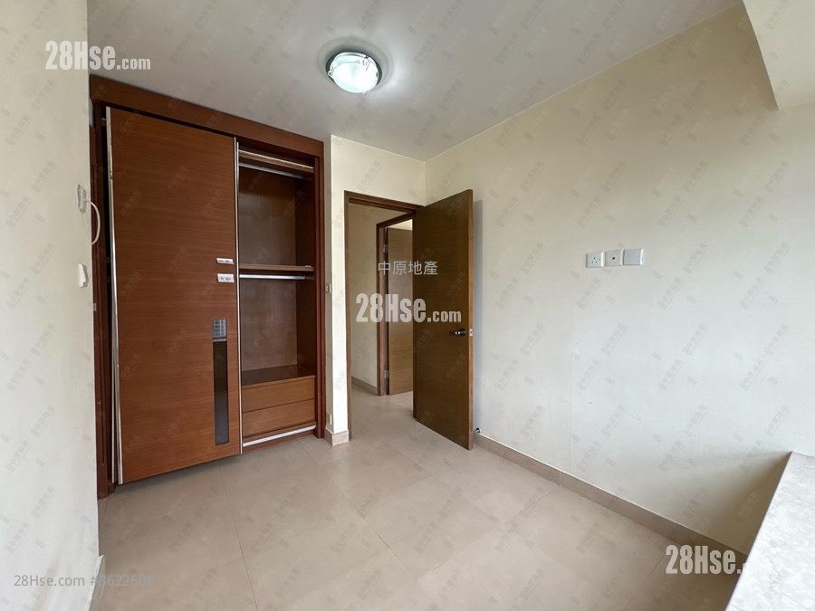 嘉湖山庄 售盘 3 房 551 平方尺 ( 51.2 平方米 ) 嘉湖山庄 售盘 3 房 551 平方尺 ( 51.2 平方米 )