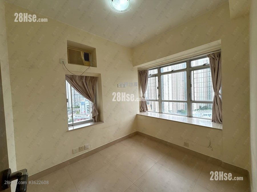 嘉湖山庄 售盘 3 房 551 平方尺 ( 51.2 平方米 ) 嘉湖山庄 售盘 3 房 551 平方尺 ( 51.2 平方米 )