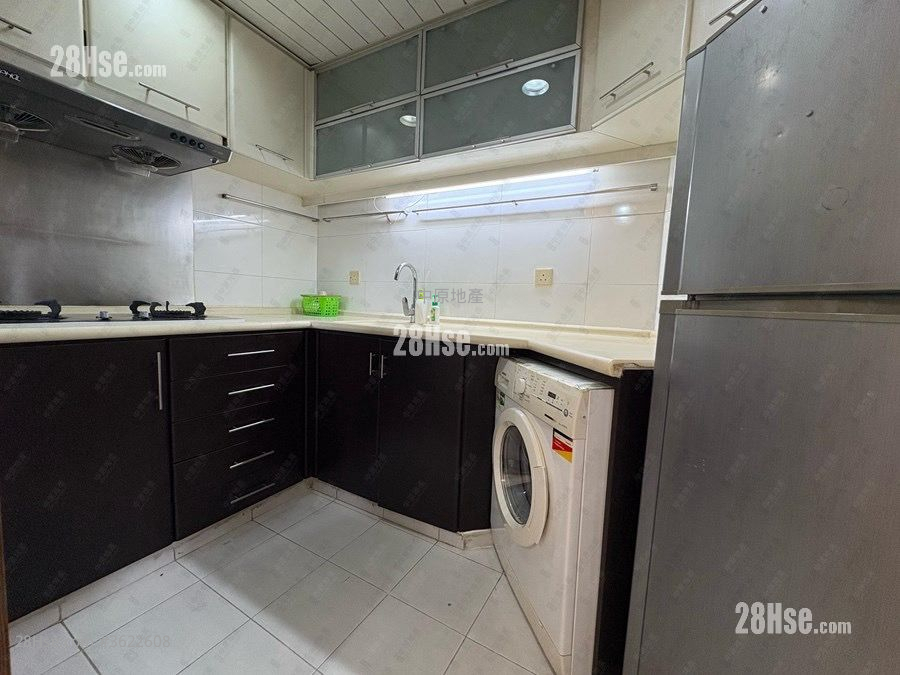 嘉湖山庄 售盘 3 房 551 平方尺 ( 51.2 平方米 ) 嘉湖山庄 售盘 3 房 551 平方尺 ( 51.2 平方米 )