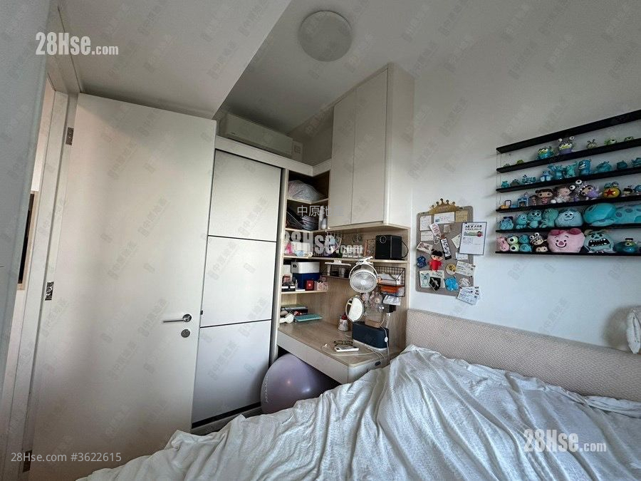 Oma By The Sea Sell 1 Bedroom , 1 Bathroom 319 ft² ( 29.6 m² ) Oma By The Sea Sell 1 Bedroom , 1 Bathroom 319 ft² ( 29.6 m² )