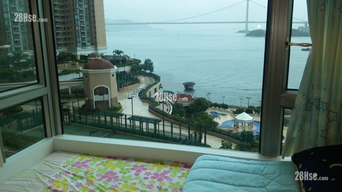 Bellagio Sell 3 Bedrooms , 2 Bathrooms 891 ft² ( 82.8 m² ) Bellagio Sell 3 Bedrooms , 2 Bathrooms 891 ft² ( 82.8 m² )