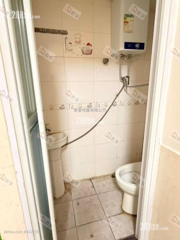 百宝大厦 租盘 开放式间隔 , 1 浴室 140 平方尺 ( 13.0 平方米 ) 百宝大厦 租盘 开放式间隔 , 1 浴室 140 平方尺 ( 13.0 平方米 )