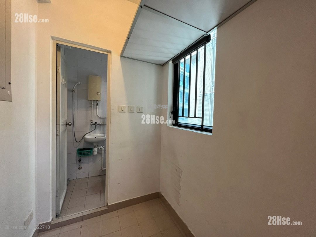 珀丽湾 租盘 3 房 , 2 浴室 794 平方尺 ( 73.8 平方米 ) 珀丽湾 租盘 3 房 , 2 浴室 794 平方尺 ( 73.8 平方米 )