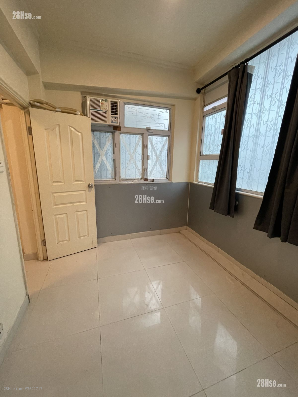 唐楼 租盘 1 房 , 1 浴室 180 平方尺 ( 16.7 平方米 ) 唐楼 租盘 1 房 , 1 浴室 180 平方尺 ( 16.7 平方米 )