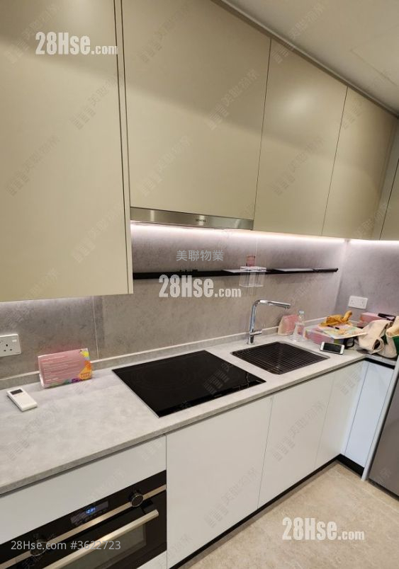 Novo Land 租盘 561 平方尺 ( 52.1 平方米 ) Novo Land 租盘 561 平方尺 ( 52.1 平方米 )