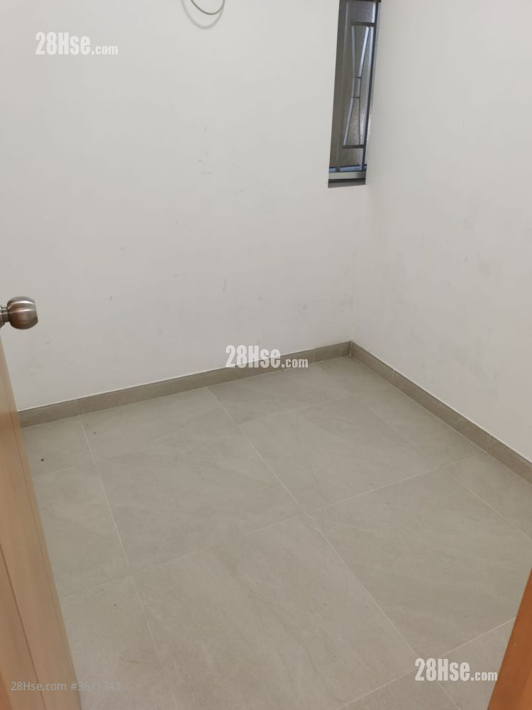 Ping Che Village Rental 300 ft² ( 27.9 m² ) Ping Che Village Rental 300 ft² ( 27.9 m² )