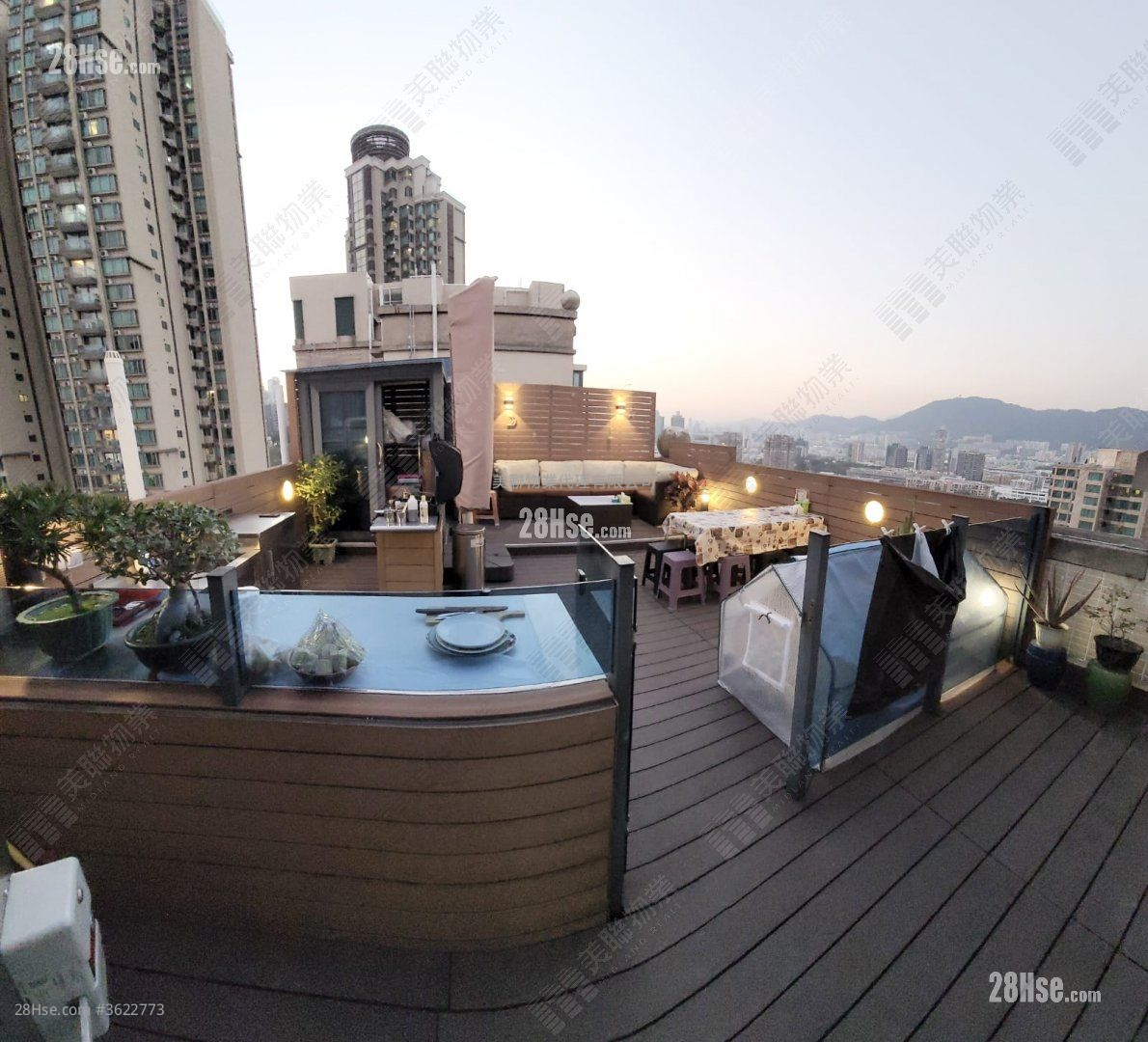 Hillville Terrace Sell 3 Bedrooms , 2 Bathrooms 674 ft² ( 62.6 m² )