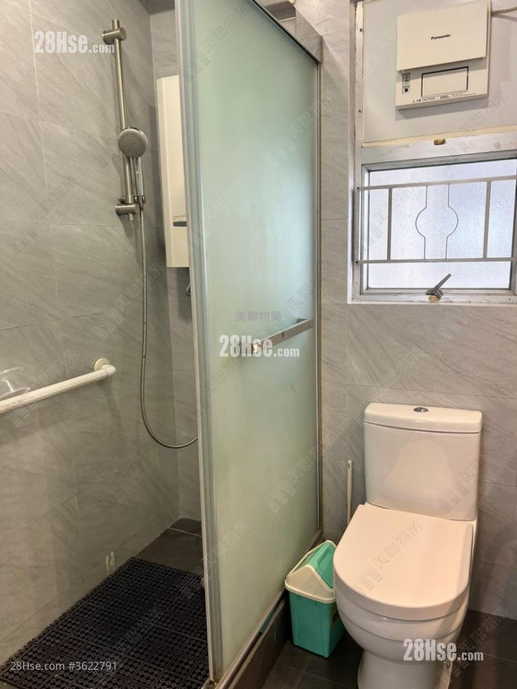 新达广场 售盘 2 房 489 平方尺 ( 45.4 平方米 ) 新达广场 售盘 2 房 489 平方尺 ( 45.4 平方米 )