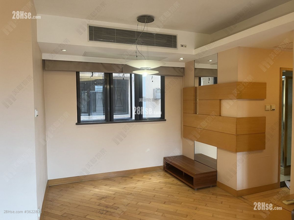 大埔宝马山 售盘 3 房 756 平方尺 ( 70.2 平方米 ) 大埔宝马山 售盘 3 房 756 平方尺 ( 70.2 平方米 )