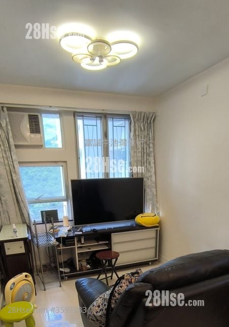 King Shan Court Sell 1 Bedroom , 1 Bathroom 414 ft² ( 38.5 m² )