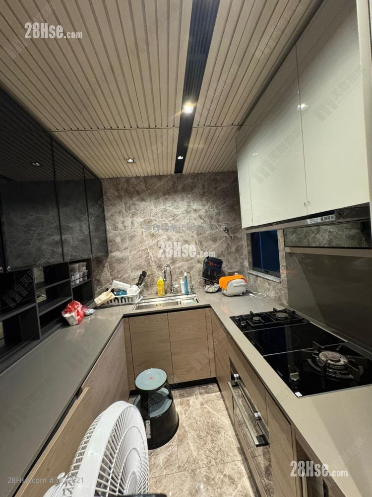 珑珀山 租盘 3 房 , 2 浴室 974 平方尺 ( 90.5 平方米 ) 珑珀山 租盘 3 房 , 2 浴室 974 平方尺 ( 90.5 平方米 )