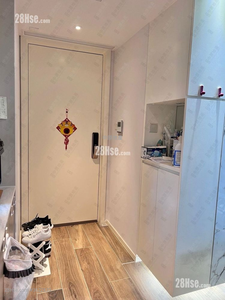 The Carmel Sell 1 Bedroom , 1 Bathroom 368 ft² ( 34.2 m² ) The Carmel Sell 1 Bedroom , 1 Bathroom 368 ft² ( 34.2 m² )