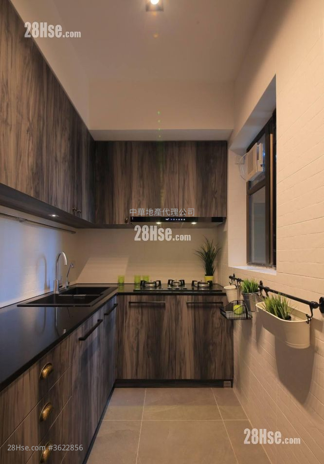 宝翠园 租盘 3 房 942 平方尺 ( 87.5 平方米 ) 宝翠园 租盘 3 房 942 平方尺 ( 87.5 平方米 )