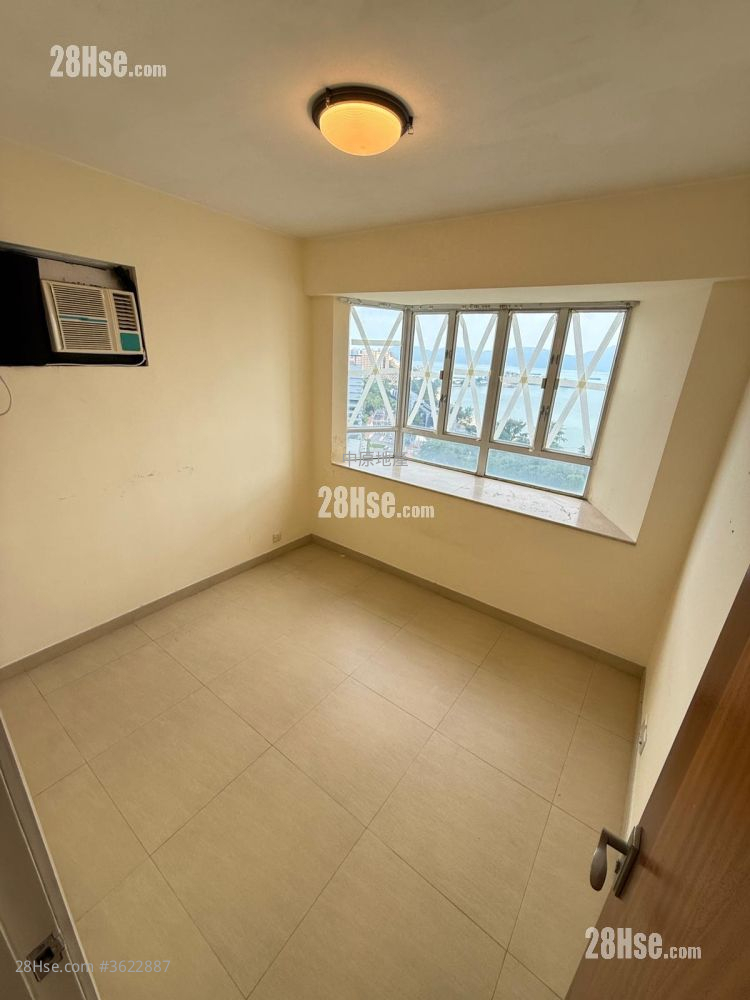 Seaview Garden Sell 2 Bedrooms , 1 Bathroom 582 ft² ( 54.1 m² ) Seaview Garden Sell 2 Bedrooms , 1 Bathroom 582 ft² ( 54.1 m² )