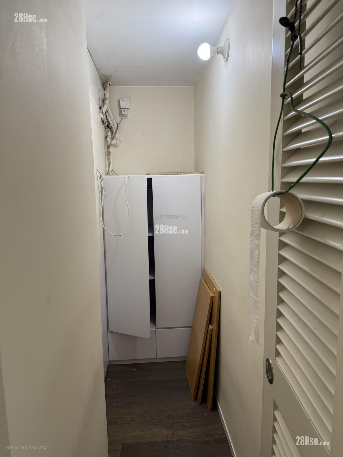 广林苑 售盘 3 房 , 1 浴室 595 平方尺 ( 55.3 平方米 ) 广林苑 售盘 3 房 , 1 浴室 595 平方尺 ( 55.3 平方米 )