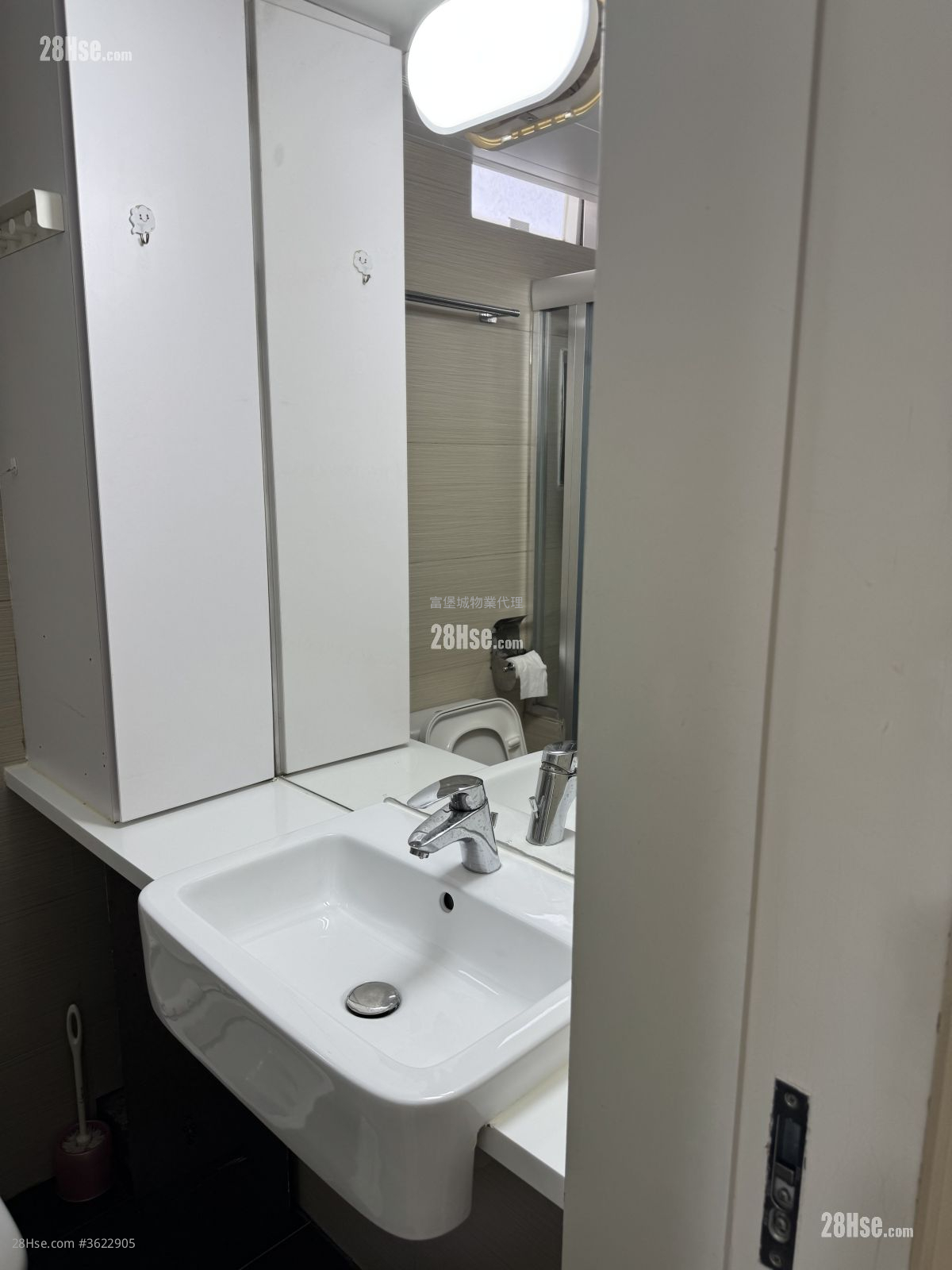 广林苑 售盘 3 房 , 1 浴室 595 平方尺 ( 55.3 平方米 ) 广林苑 售盘 3 房 , 1 浴室 595 平方尺 ( 55.3 平方米 )