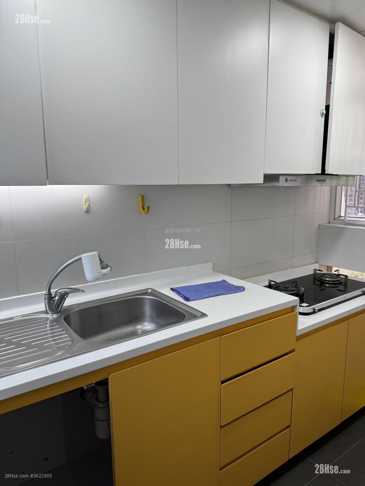 广林苑 售盘 3 房 , 1 浴室 595 平方尺 ( 55.3 平方米 ) 广林苑 售盘 3 房 , 1 浴室 595 平方尺 ( 55.3 平方米 )