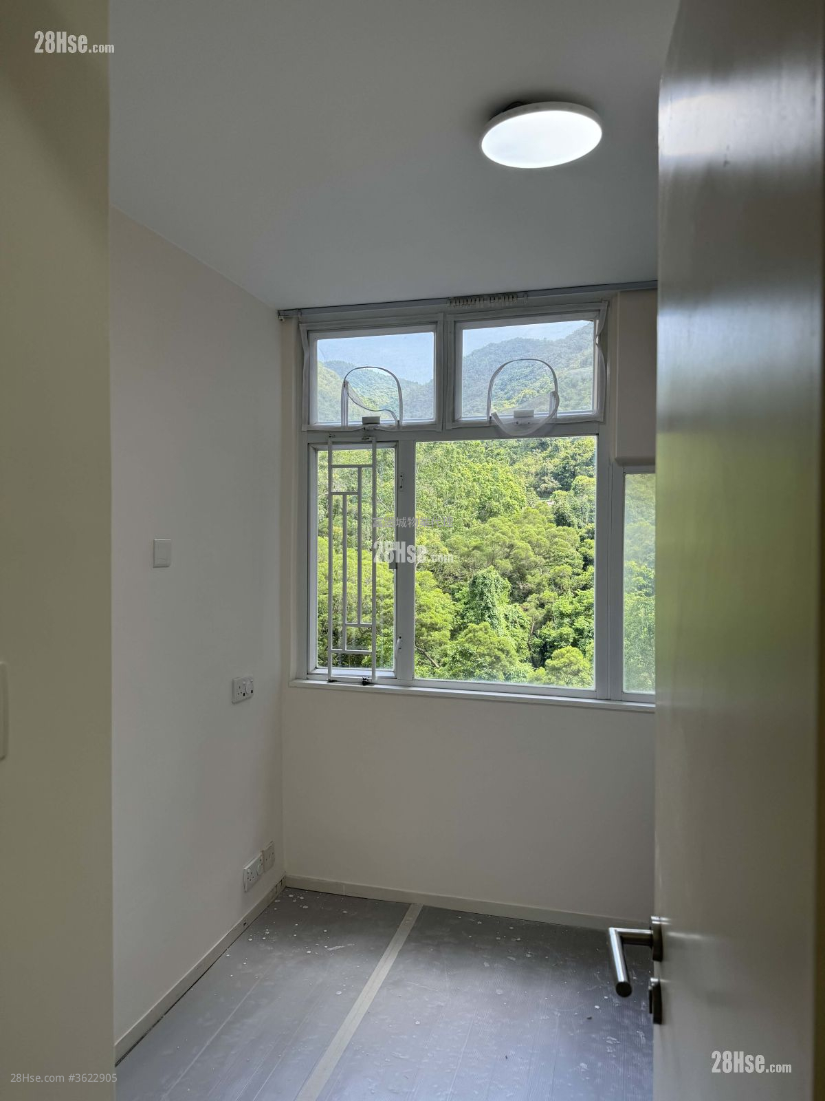 广林苑 售盘 3 房 , 1 浴室 595 平方尺 ( 55.3 平方米 ) 广林苑 售盘 3 房 , 1 浴室 595 平方尺 ( 55.3 平方米 )