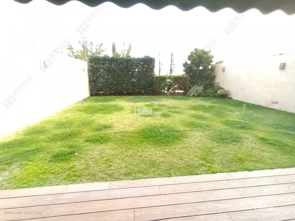 毕架山一号 售盘 4 房 2,073 平方尺 ( 192.6 平方米 ) 毕架山一号 售盘 4 房 2,073 平方尺 ( 192.6 平方米 )