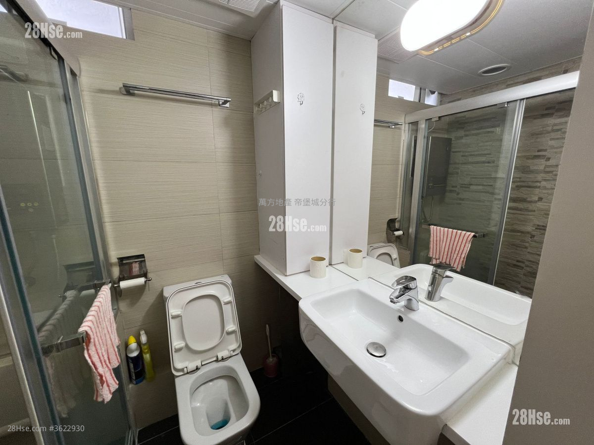 广林苑 售盘 3 房 , 1 浴室 595 平方尺 ( 55.3 平方米 ) 广林苑 售盘 3 房 , 1 浴室 595 平方尺 ( 55.3 平方米 )