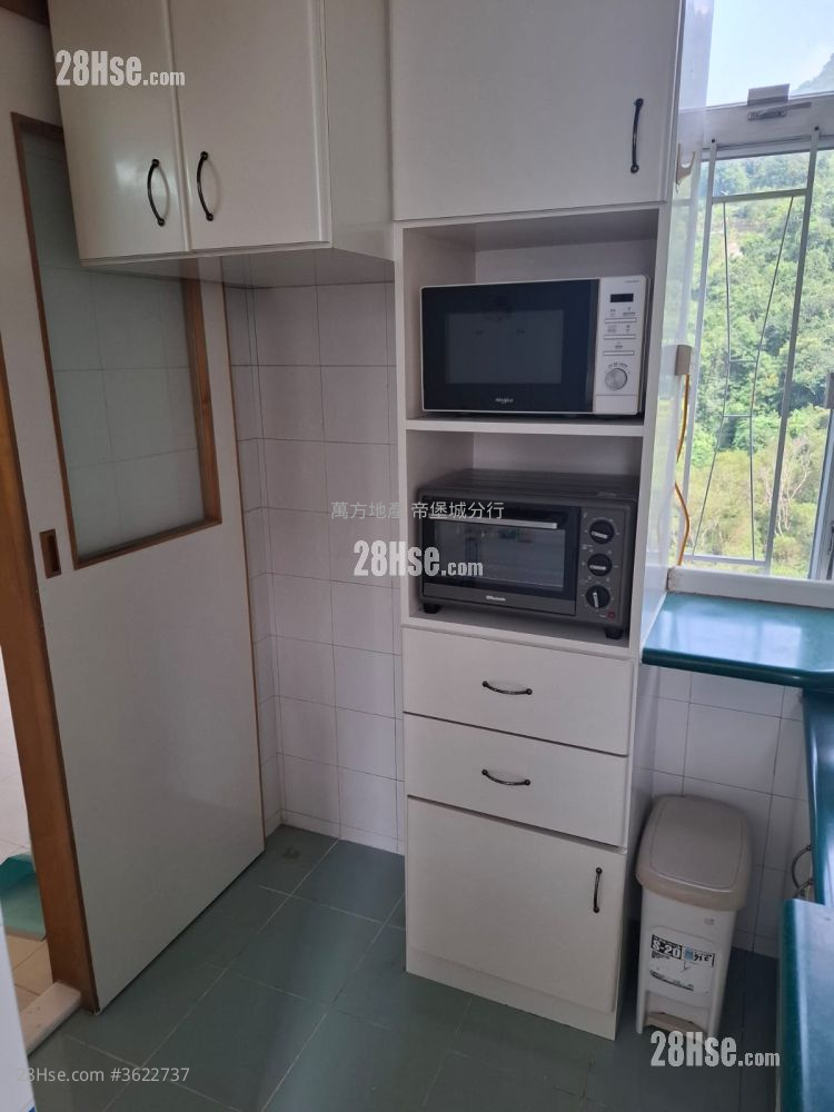 广林苑 售盘 3 房 , 1 浴室 595 平方尺 ( 55.3 平方米 ) 广林苑 售盘 3 房 , 1 浴室 595 平方尺 ( 55.3 平方米 )