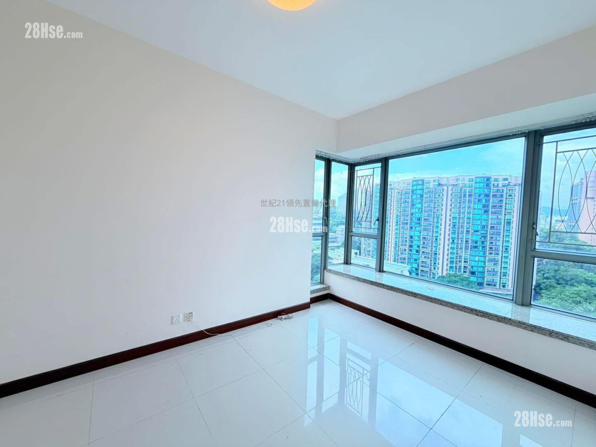 君颐峰 售盘 3 房 , 2 浴室 842 平方尺 ( 78.2 平方米 ) 君颐峰 售盘 3 房 , 2 浴室 842 平方尺 ( 78.2 平方米 )