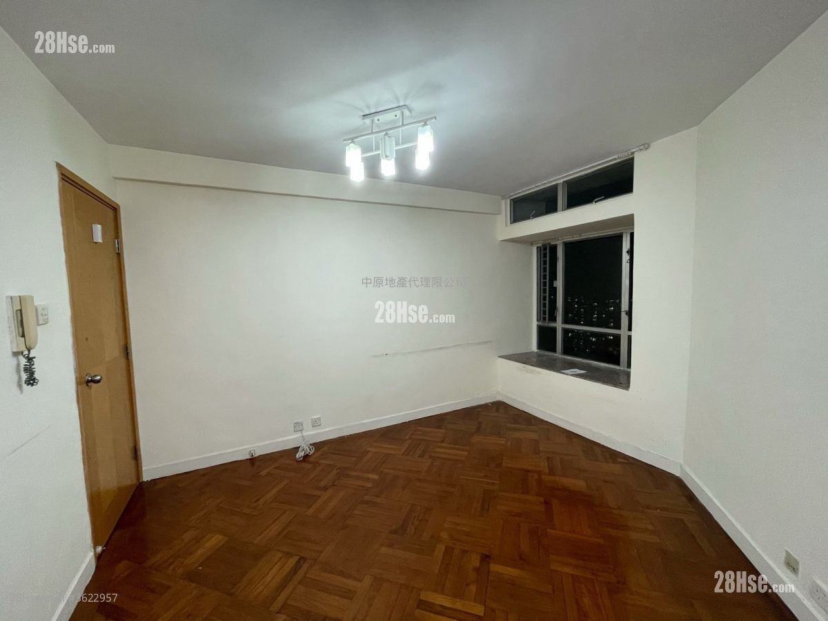 嘉湖山庄 租盘 2 房 448 平方尺 ( 41.6 平方米 ) 嘉湖山庄 租盘 2 房 448 平方尺 ( 41.6 平方米 )