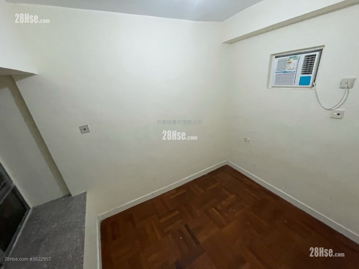 嘉湖山庄 租盘 2 房 448 平方尺 ( 41.6 平方米 ) 嘉湖山庄 租盘 2 房 448 平方尺 ( 41.6 平方米 )