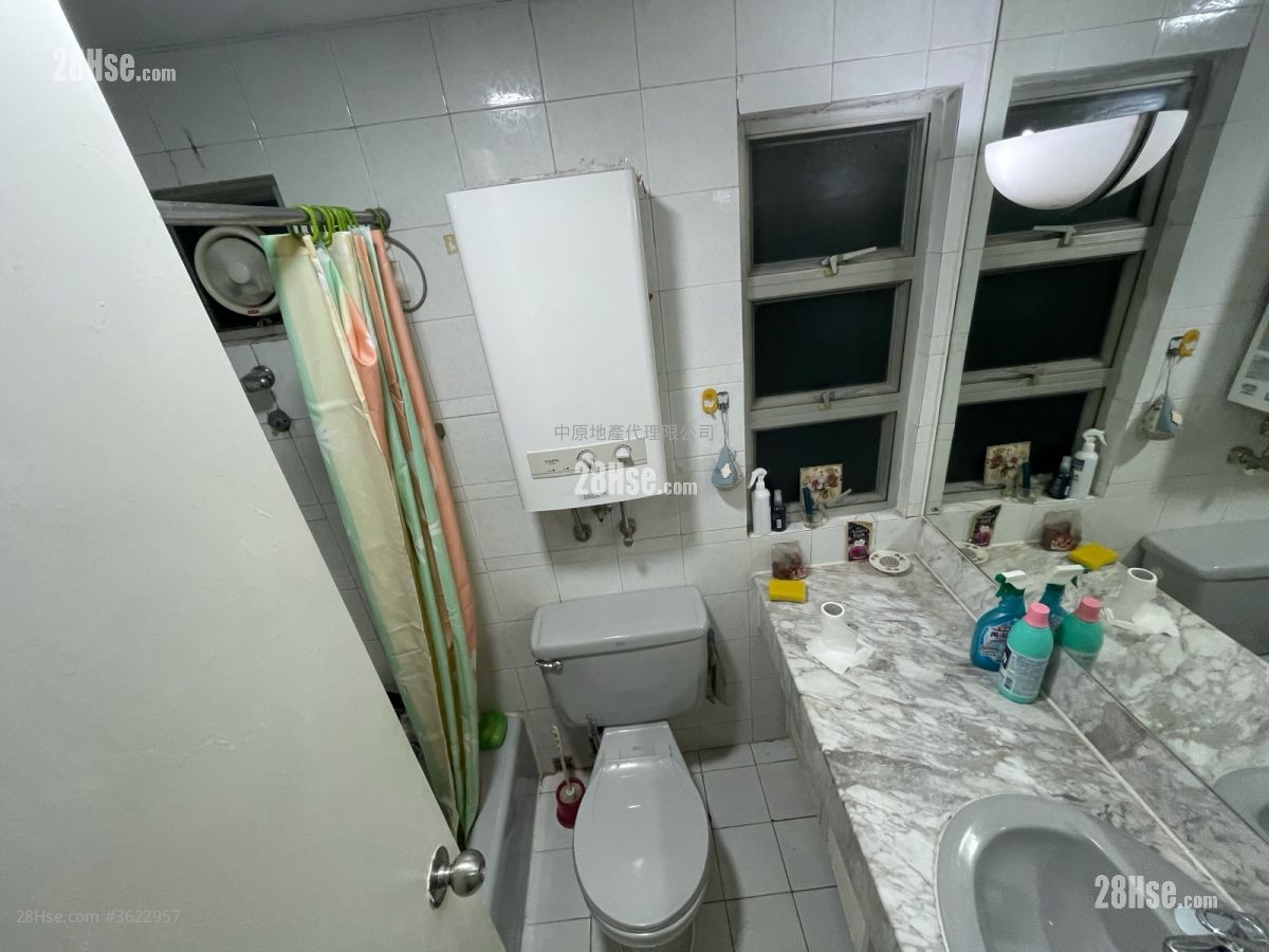 嘉湖山庄 租盘 2 房 448 平方尺 ( 41.6 平方米 ) 嘉湖山庄 租盘 2 房 448 平方尺 ( 41.6 平方米 )