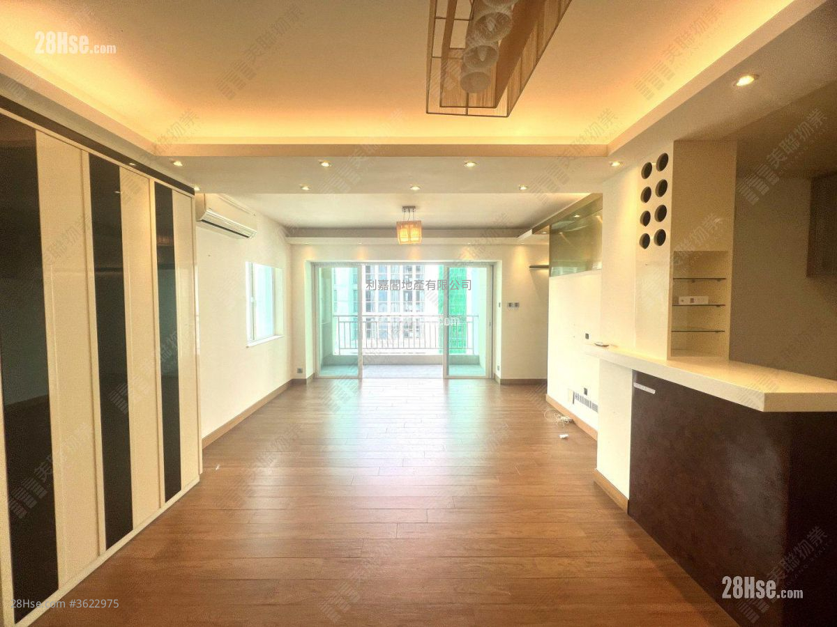 君颐峰 售盘 3 房 , 2 浴室 829 平方尺 ( 77.0 平方米 ) 君颐峰 售盘 3 房 , 2 浴室 829 平方尺 ( 77.0 平方米 )