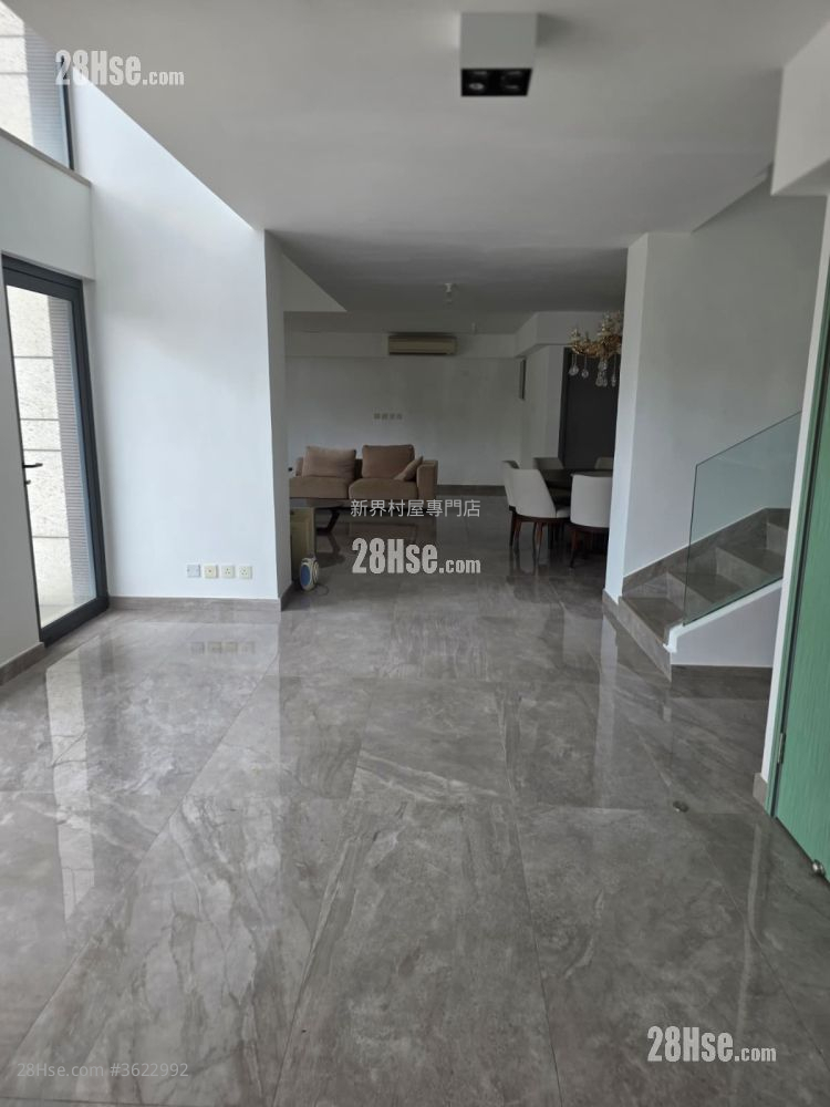 村屋 售盘 5+ 房 , 5+ 浴室 4,200 平方尺 ( 390.2 平方米 ) 村屋 售盘 5+ 房 , 5+ 浴室 4,200 平方尺 ( 390.2 平方米 )