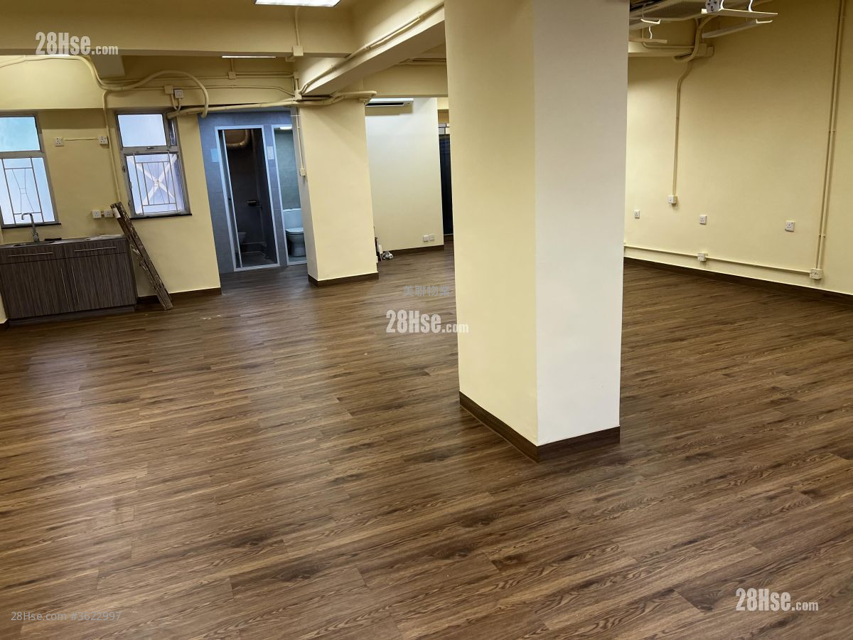 有利大厦 售盘 2 浴室 914 平方尺 ( 84.9 平方米 ) 有利大厦 售盘 2 浴室 914 平方尺 ( 84.9 平方米 )