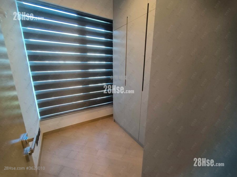 峻峦 售盘 2 房 , 1 浴室 484 平方尺 ( 45.0 平方米 ) 峻峦 售盘 2 房 , 1 浴室 484 平方尺 ( 45.0 平方米 )