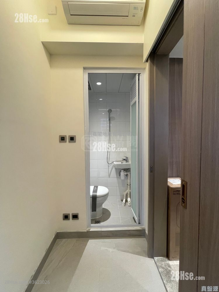 澐璟 租盘 948 平方尺 ( 88.1 平方米 ) 澐璟 租盘 948 平方尺 ( 88.1 平方米 )