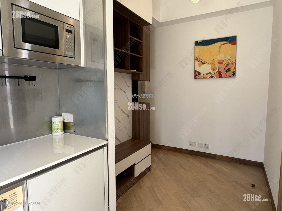 港岛东18 售盘 1 房 , 1 浴室 305 平方尺 ( 28.3 平方米 ) 港岛东18 售盘 1 房 , 1 浴室 305 平方尺 ( 28.3 平方米 )