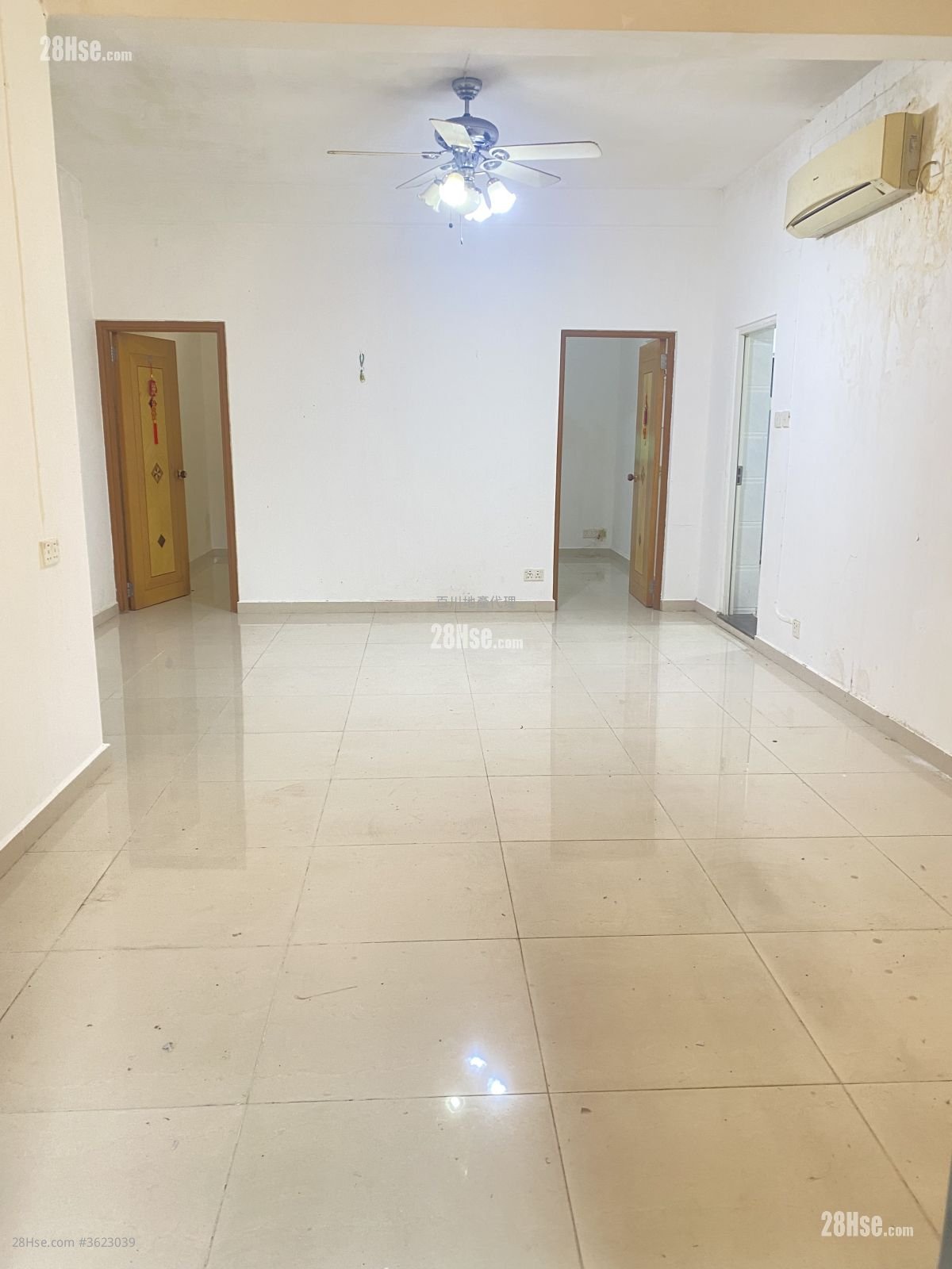 水蕉新村 租盘 2 房 , 1 浴室 650 平方尺 ( 60.4 平方米 ) 水蕉新村 租盘 2 房 , 1 浴室 650 平方尺 ( 60.4 平方米 )