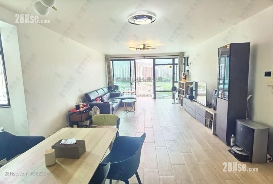 骏景园 售盘 3 房 1,370 平方尺 ( 127.3 平方米 ) 骏景园 售盘 3 房 1,370 平方尺 ( 127.3 平方米 )