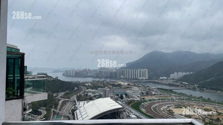 骏景园 售盘 3 房 1,370 平方尺 ( 127.3 平方米 ) 骏景园 售盘 3 房 1,370 平方尺 ( 127.3 平方米 )