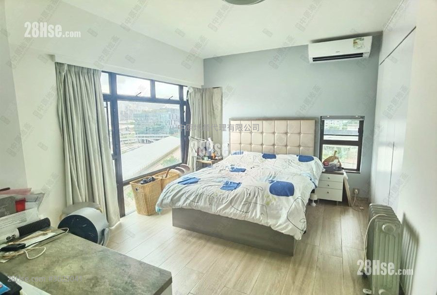 骏景园 售盘 3 房 1,370 平方尺 ( 127.3 平方米 ) 骏景园 售盘 3 房 1,370 平方尺 ( 127.3 平方米 )