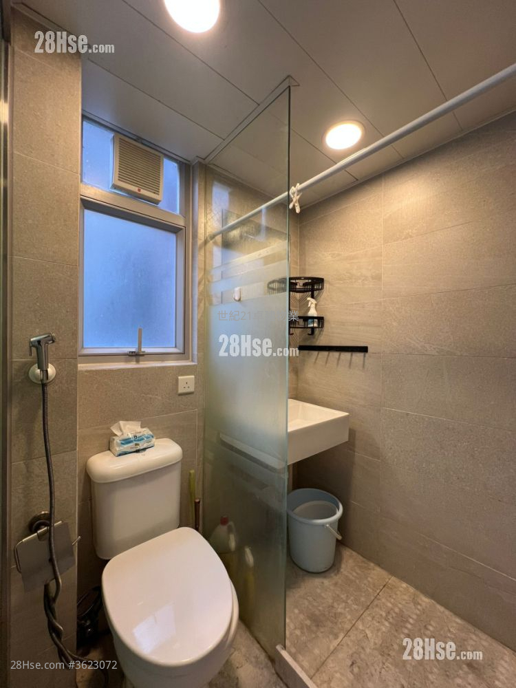 AVA62 租盘 开放式间隔 , 1 浴室 184 平方尺 ( 17.1 平方米 ) AVA62 租盘 开放式间隔 , 1 浴室 184 平方尺 ( 17.1 平方米 )