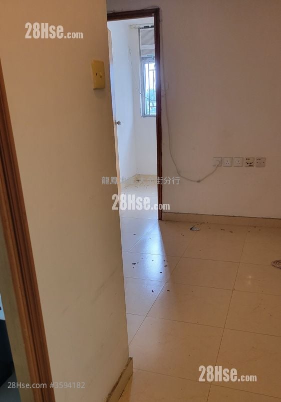 长辉大厦 租盘 1 房 , 1 浴室 210 平方尺 ( 19.5 平方米 )