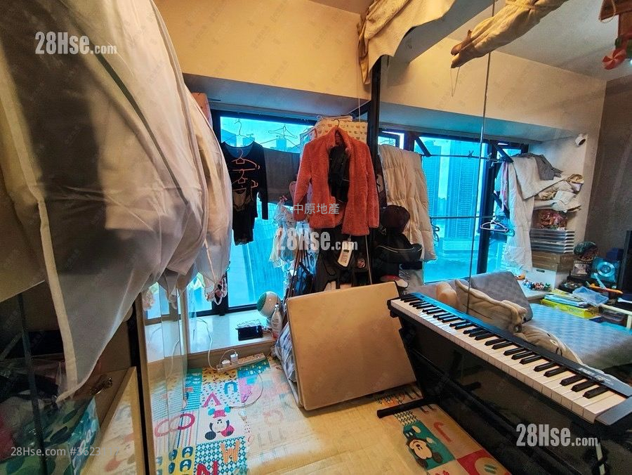 爵悦庭 售盘 1 房 464 平方尺 ( 43.1 平方米 ) 爵悦庭 售盘 1 房 464 平方尺 ( 43.1 平方米 )