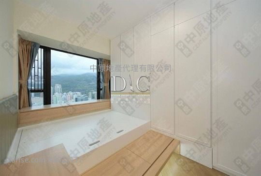 爵悦庭 售盘 3 房 646 平方尺 ( 60.0 平方米 ) 爵悦庭 售盘 3 房 646 平方尺 ( 60.0 平方米 )