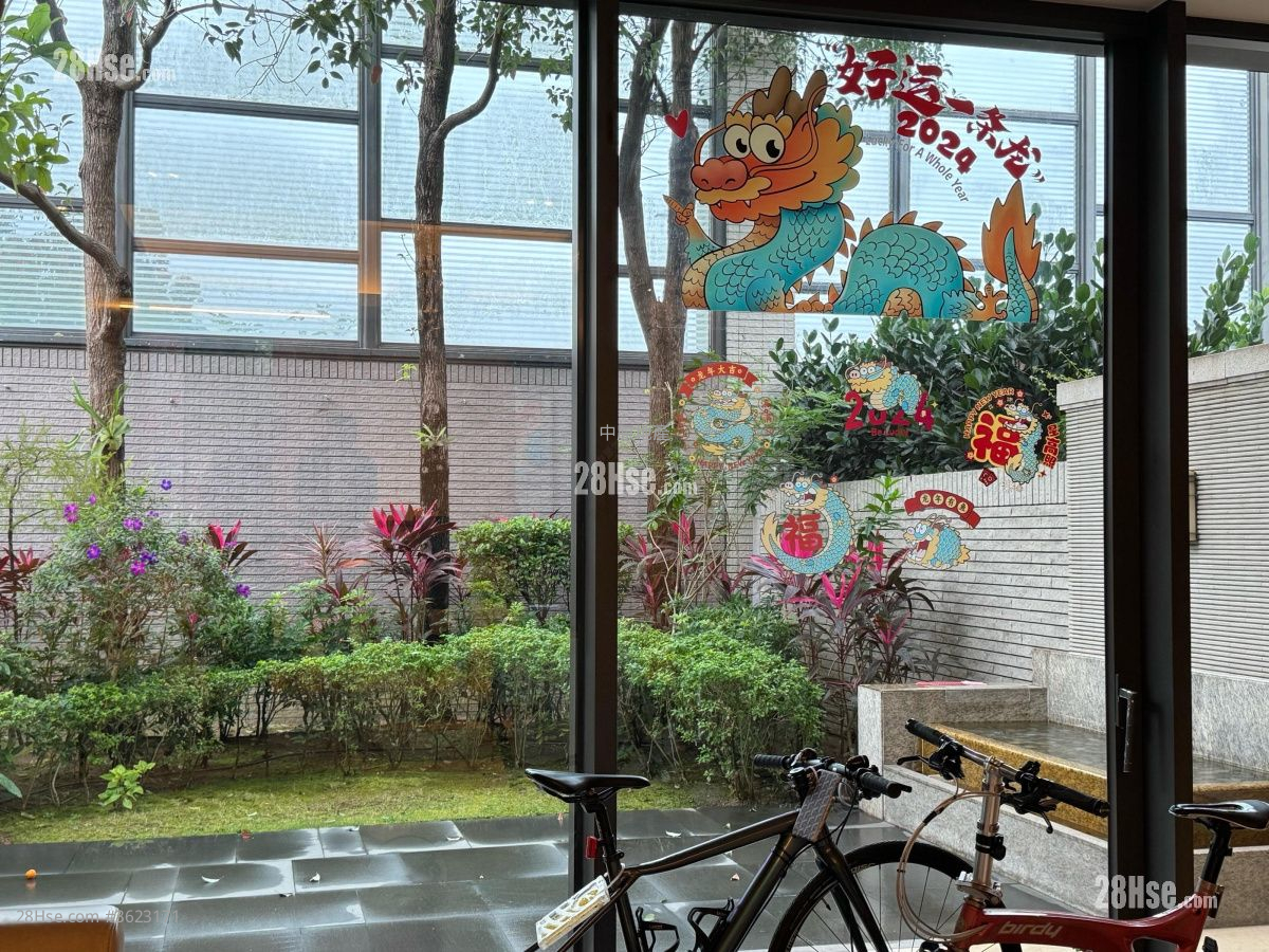 天峦 售盘 3 房 1,576 平方尺 ( 146.4 平方米 ) 天峦 售盘 3 房 1,576 平方尺 ( 146.4 平方米 )